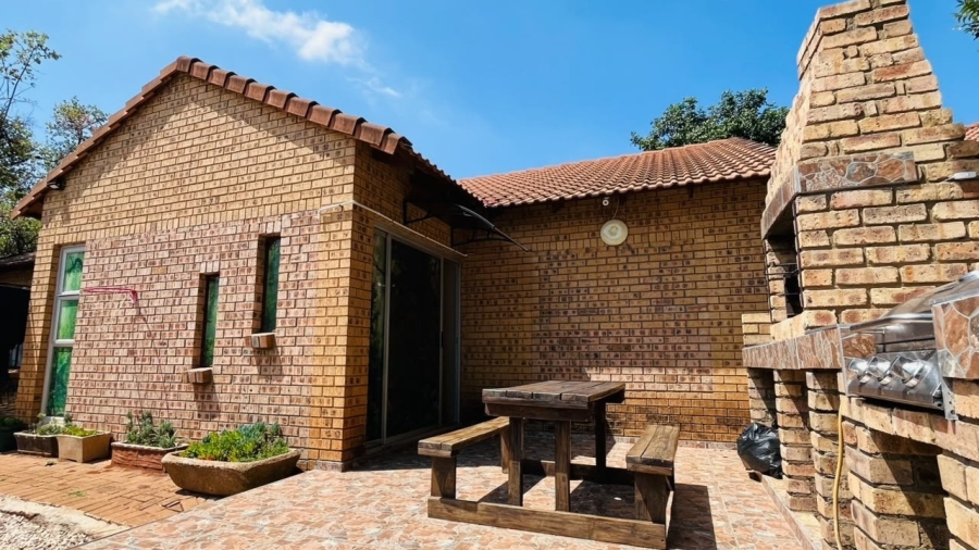 4 Bedroom Property for Sale in Cashan North West
